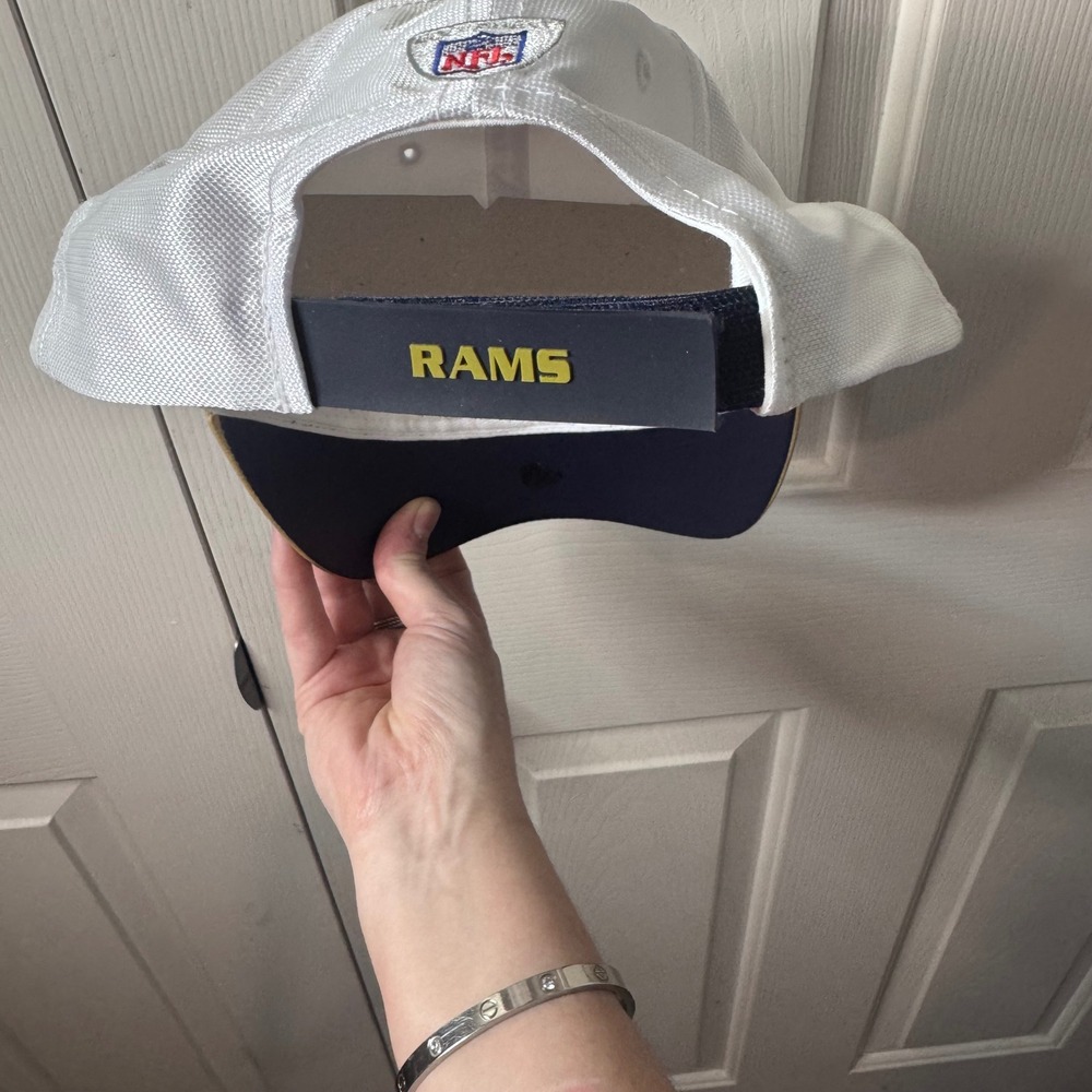 St Louis Rams Reebok NFL Equipment Strapback Hat‎ Ribbed Rubber Bill New Flawed - Picture 12 of 12